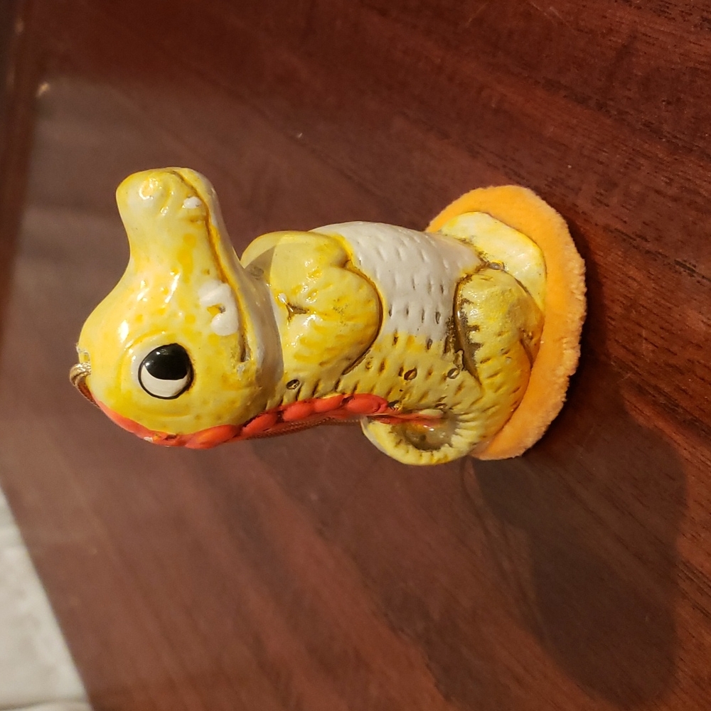 Vintage popery crocodile